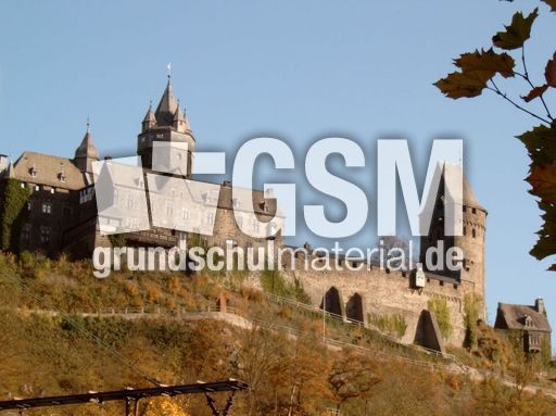 Burg.JPG